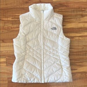 The North Face Women's White Quilted Packable Vest